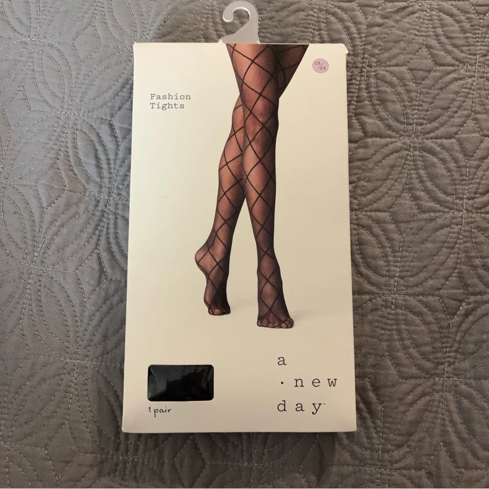 NWT Plus Size A New Day Diamond Shift Sheer Tights